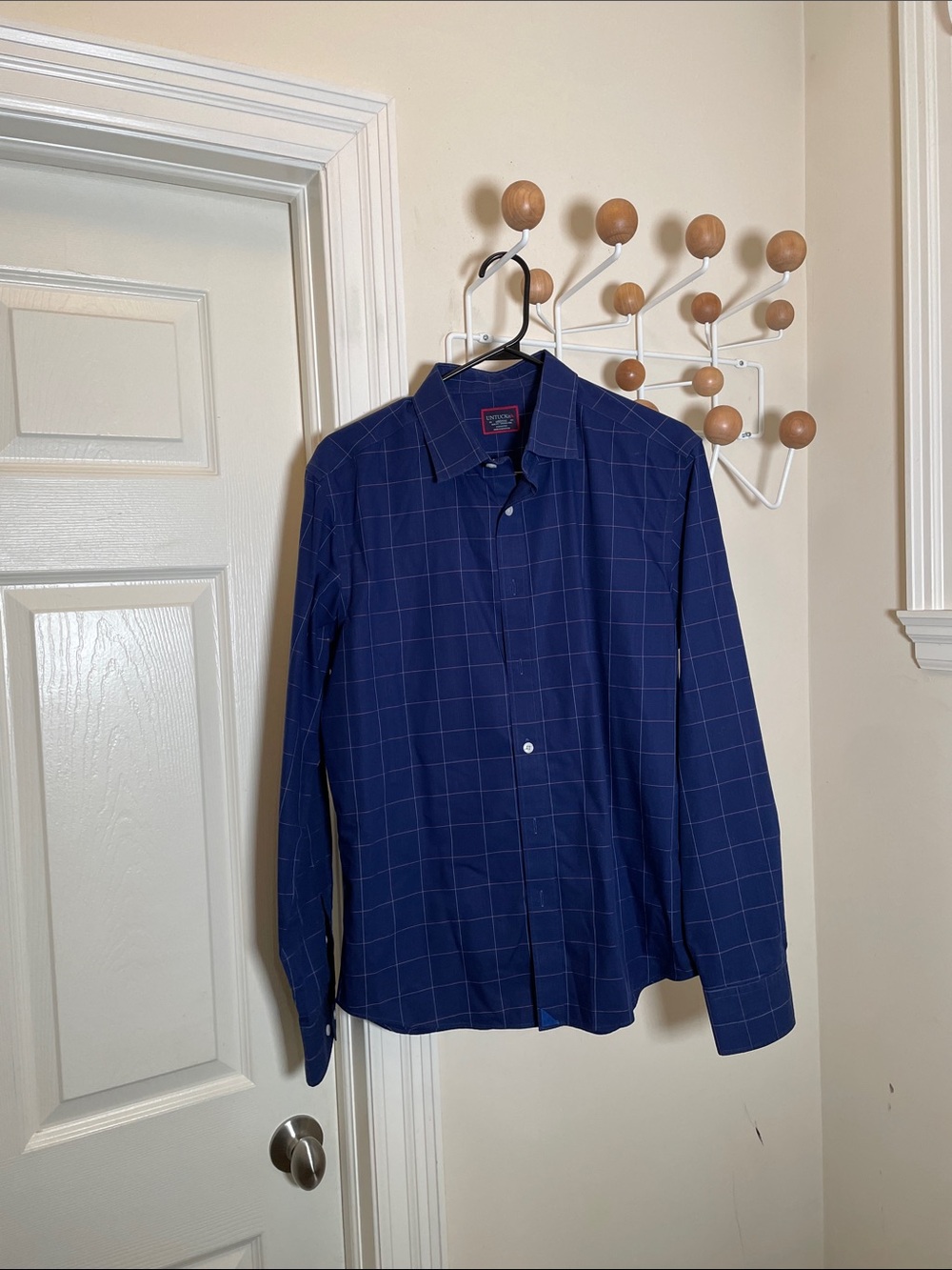 UNTUCKit Classic Button Down Long Sleeve Shirt - Blue - M